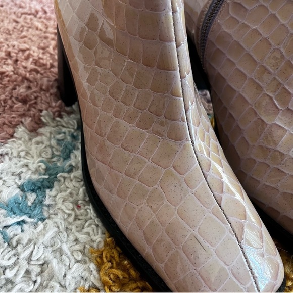Intentionally Blank Contour Beige Croc Embossed Leather Heeled Boots 9 - Picture 5 of 7